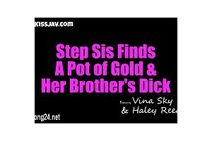 Pot O Gold & A Thundering Dick For Stepsis St Patrick